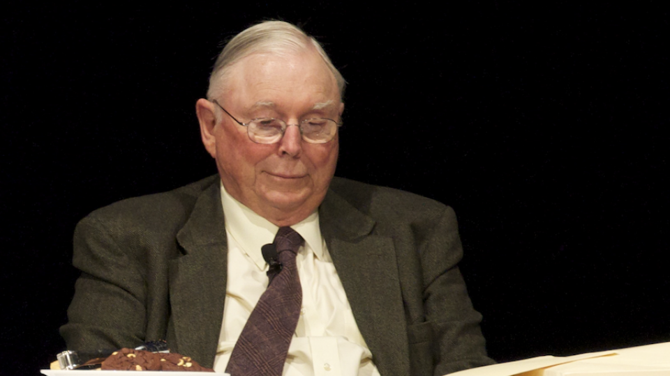 Charlie Munger at the 2010 Berkshire Hathaway AGM. Photo via Flickr CC-BY-2.0.