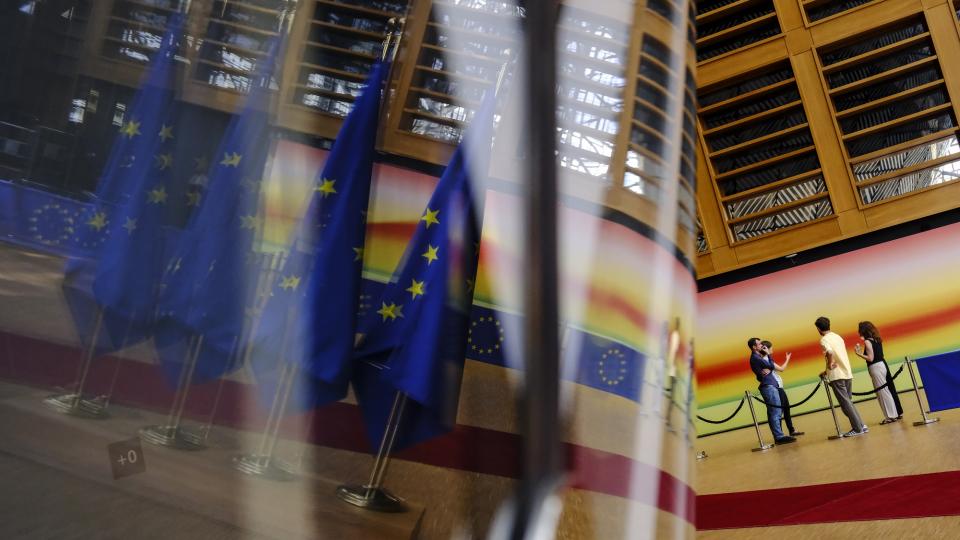 The AIFMD deal was largely negotiated under the Swedish EU presidency which ended on 30 June. Spain took over on 1 July and redecorated the atrium at the European Council building with solar panels. Photo: EU2023ES via Flickr CC-BY-2.0.