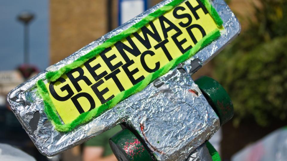 Greenwashing: Photo by Mike Langridge CC-BY-2.0 via Greenability Magazine. Greenwashing: Photo by Mike Langridge CC-BY-2.0 via Greenability Magazine.