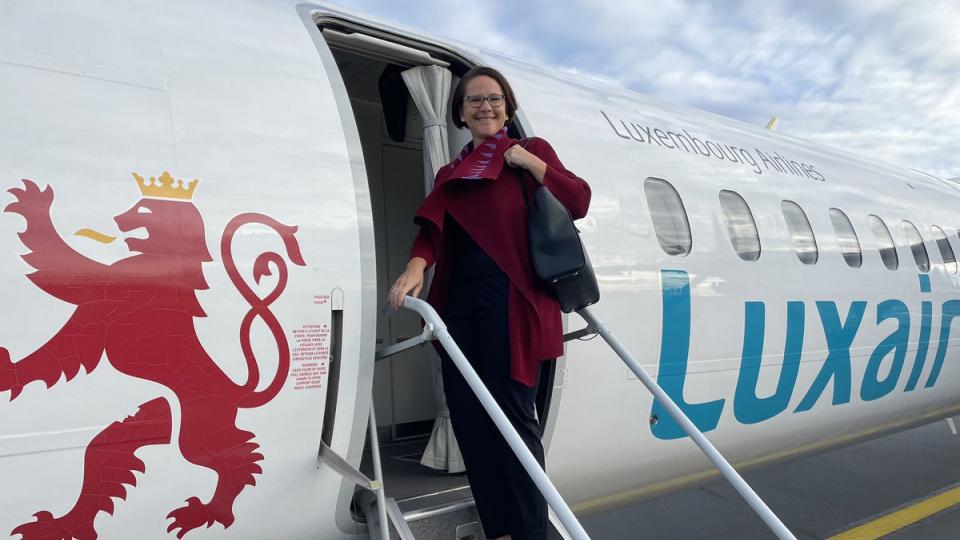 Luxembourg finance minister Yuriko Backes leaving for London on Tuesday. Photo: Luxembourg government via Twitter.