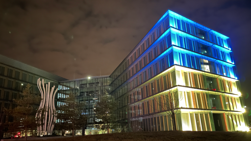 In Luxembourg, PWC lit up its offices in the colours of the Ukrainian flag in March. Photo: PWC.