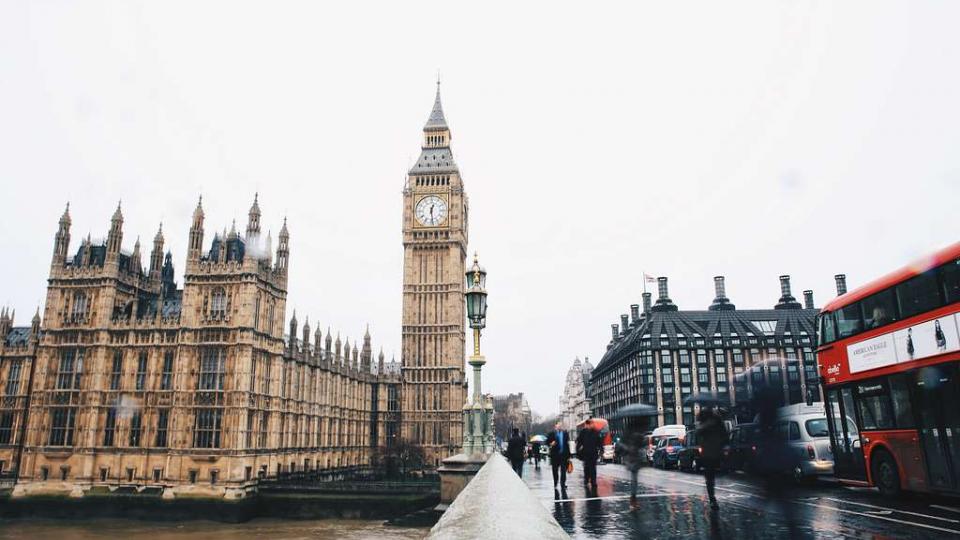 The Westminster parliament buildings and the Big Ben in London. Photo via Unsplash CC-BY-2.0.