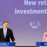 EU Commission Vice President Valdis Dombrovskis and EU Financial Services Commissioner Mairead McGuinness announcing the retail investor package. Photo: European Commission.